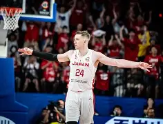 关于核心球员数据亮眼，带动全队发挥的信息